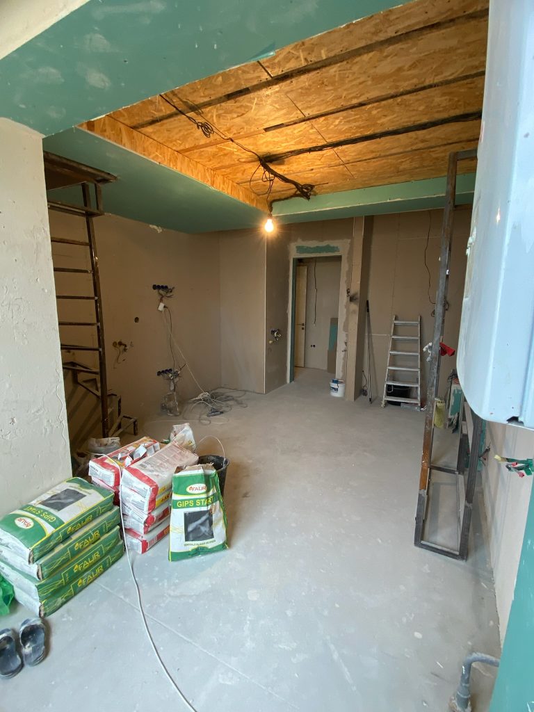 Reparatie apartament Albisoara 113